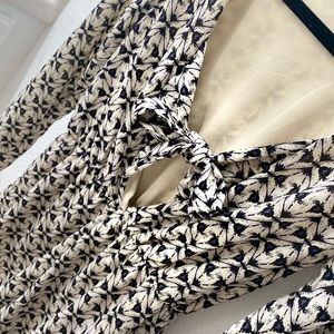 Honey Punch Long Sleeve Romper Small